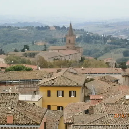 Appartement Charming Tilli With Parking
